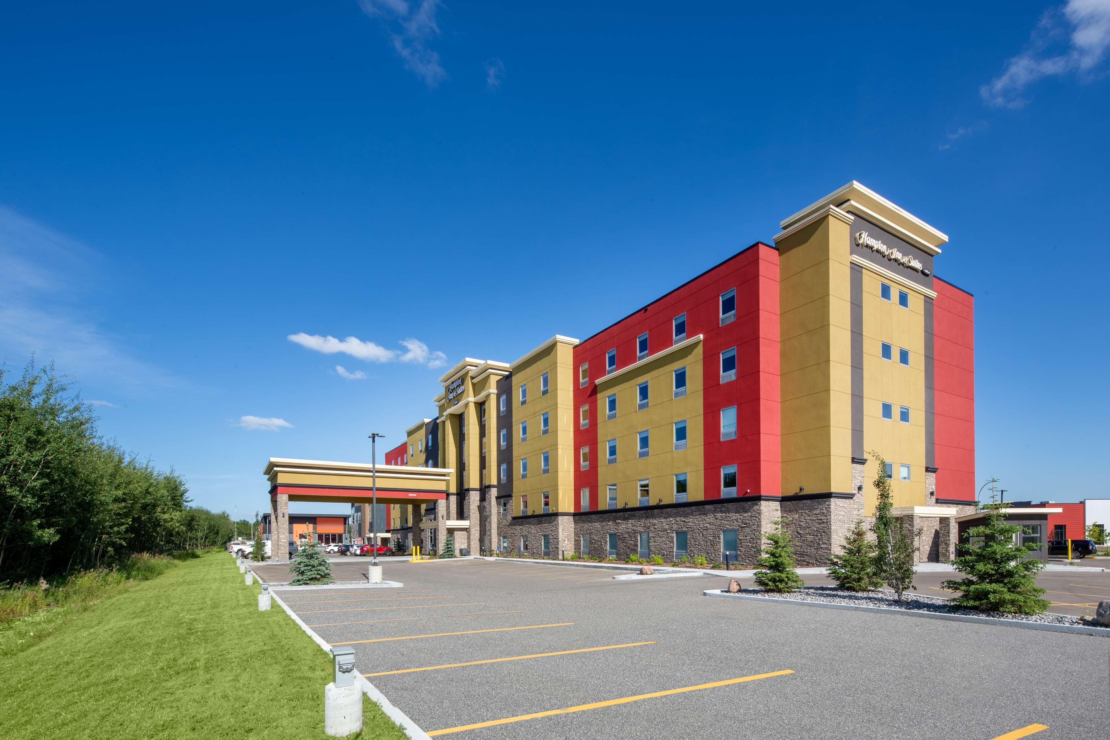 Hampton Inn & Suites Edmonton St. Albert, Ab Bagian luar foto