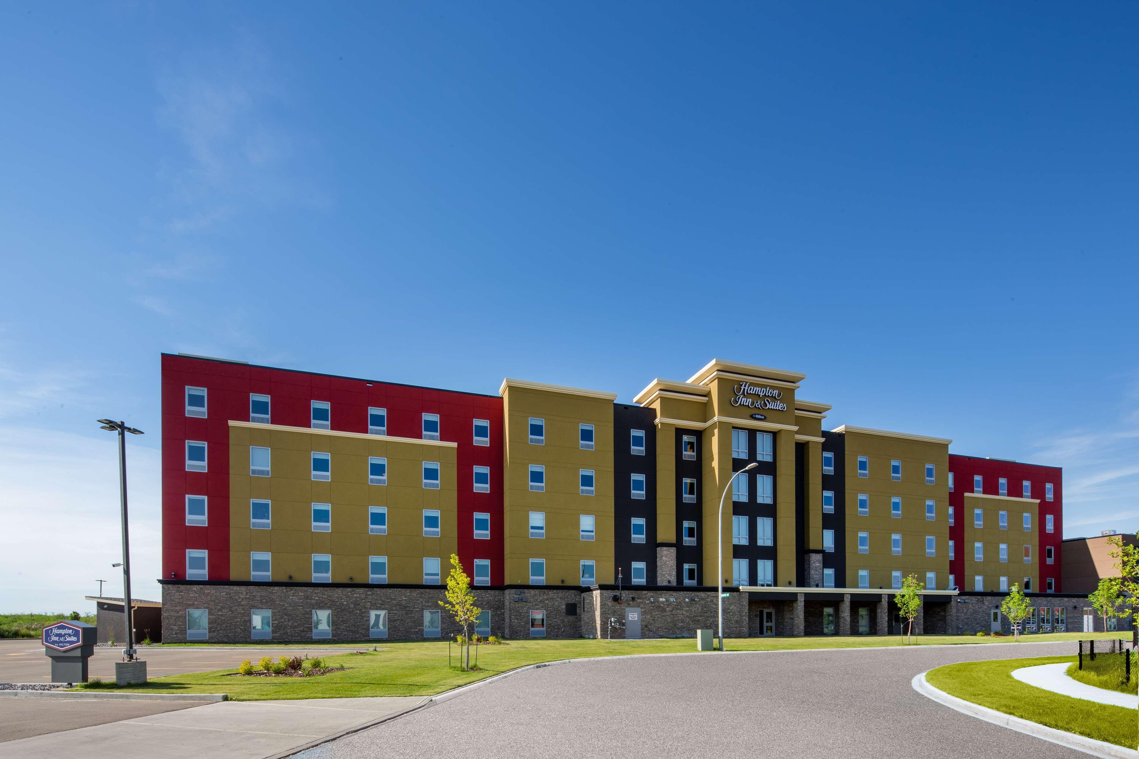 Hampton Inn & Suites Edmonton St. Albert, Ab Bagian luar foto