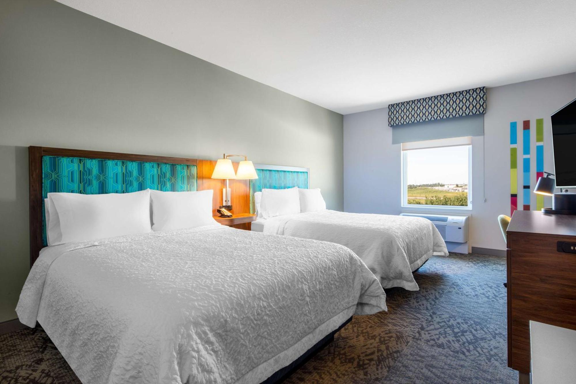 Hampton Inn & Suites Edmonton St. Albert, Ab Bagian luar foto