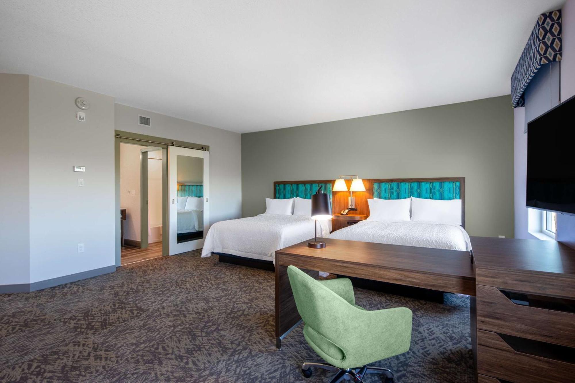 Hampton Inn & Suites Edmonton St. Albert, Ab Bagian luar foto